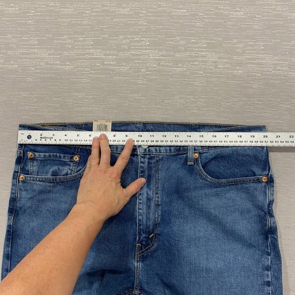 Levi's 514 Straight Leg Jeans Men's 40 x 30 Regular Fit Medium Wash Denim - Picture 5 of 10